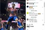 大发神威！阿尔瓦雷斯社媒晒照庆祝戴帽：⚽️⚽️⚽️🕷️
